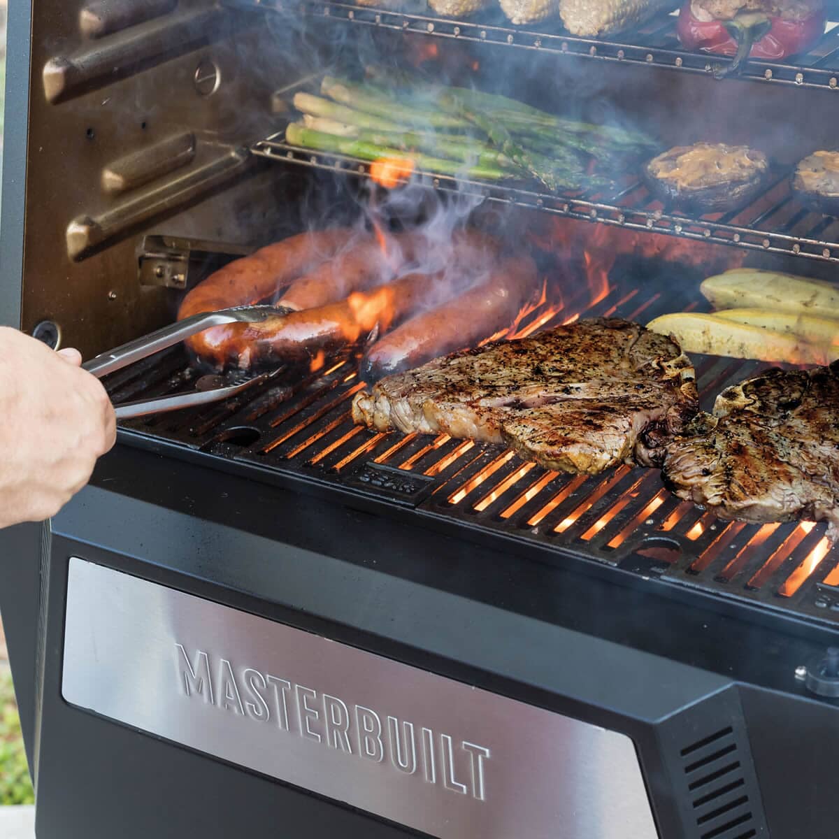 Masterbuilt Gravity Series 560 Digital Charcoal Grill And Smoker ...