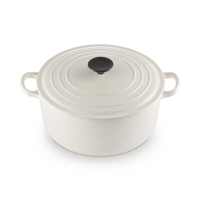 Le Creuset Cast Iron 26cm Round Casserole Creme