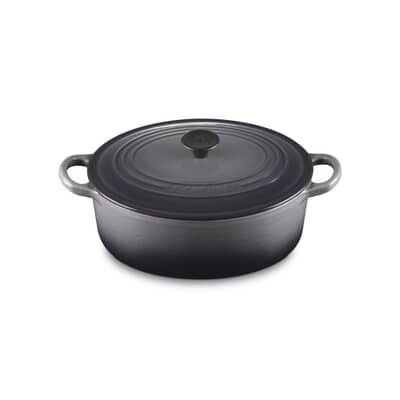 Le Creuset Classic Cast Iron 25cm Oval Casserole Flint
