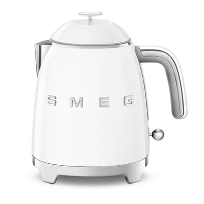 Smeg 50s Retro KLF05WHUK Mini Kettle White 0.8L