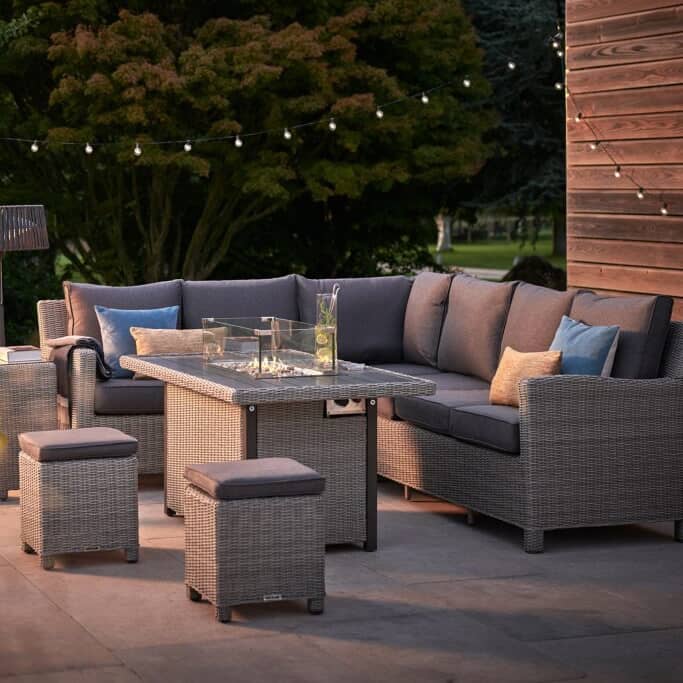 space saving rattan garden furniture