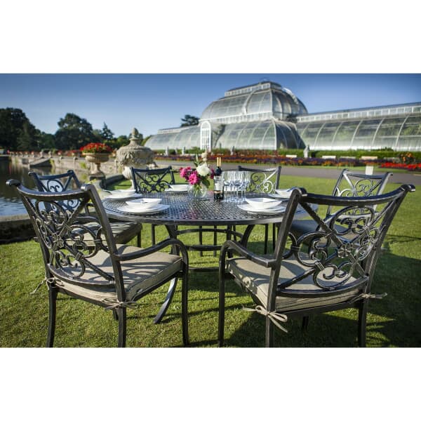 Hartman Kew 2015 Round 6 Seat Dining Set (H15KEWSET01) Garden