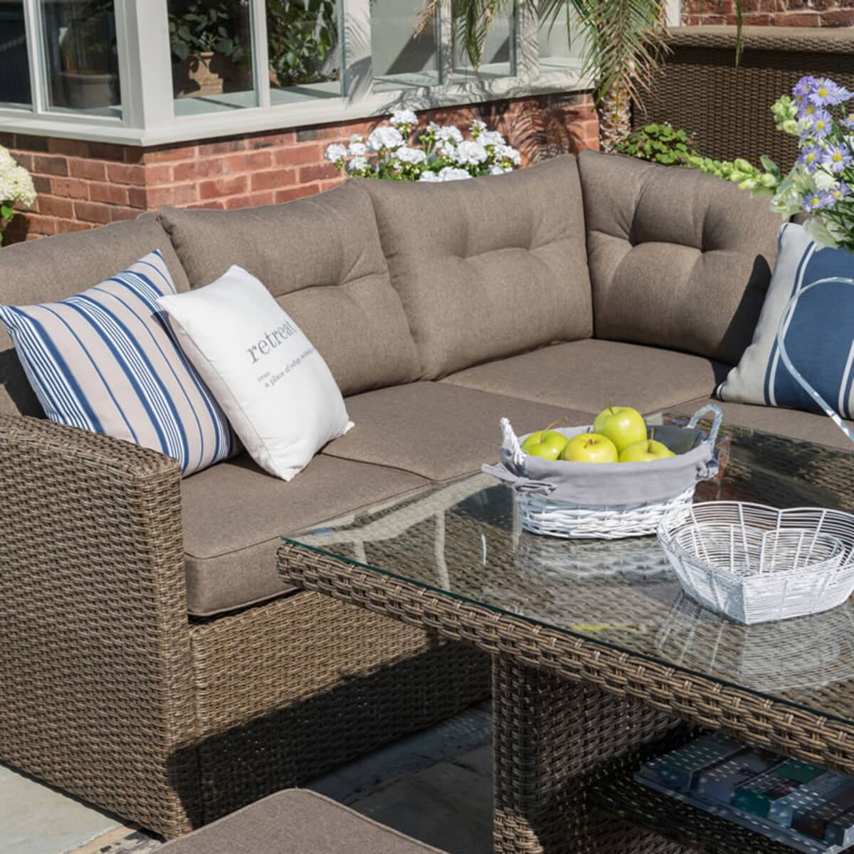 Hartman Madison Casual Dining Set Sepia/Henna (Brown Rattan