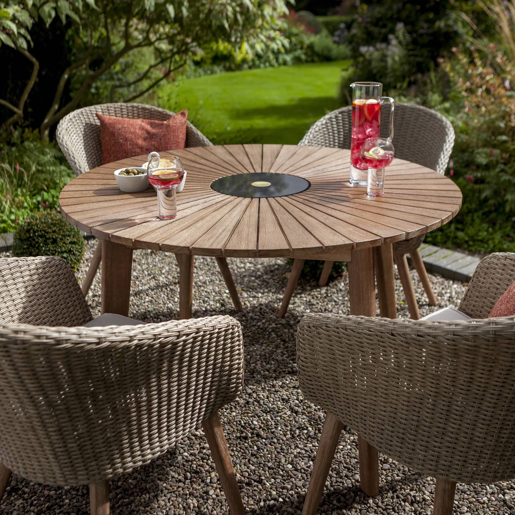 Hartman Sunburst 4 Seat Round Set - (HSUNBUR01) - Garden Furniture World