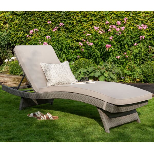 Kettler Charlbury Signature Universal Sun Lounger inc Cushion