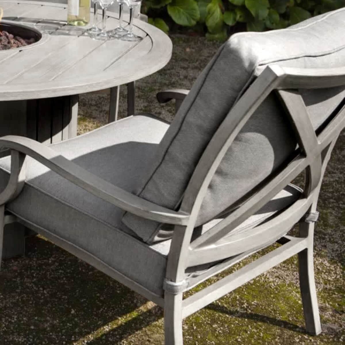Portland Lounge Chair With Cushion (Platinum) - (68722200) - Garden Furniture World