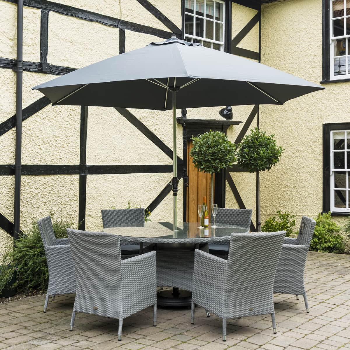 Katie Blake Chatsworth 6 Seat Dining Set (Grey/Grey ...