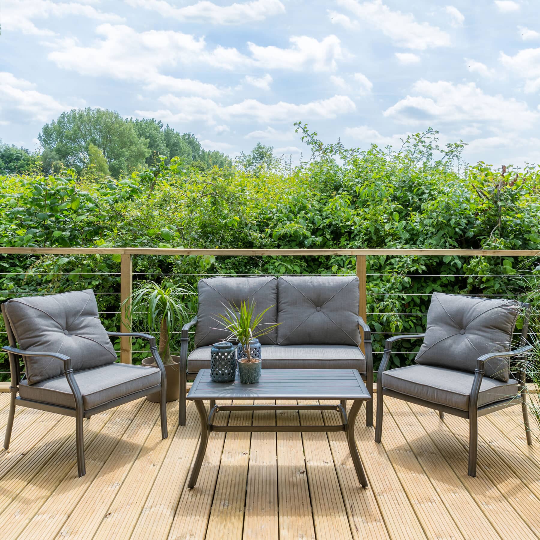 Lg Outdoor Geneva Lounge Set Gvaset3 Garden Furniture World Lg Outdoor Geneva Lounge Set