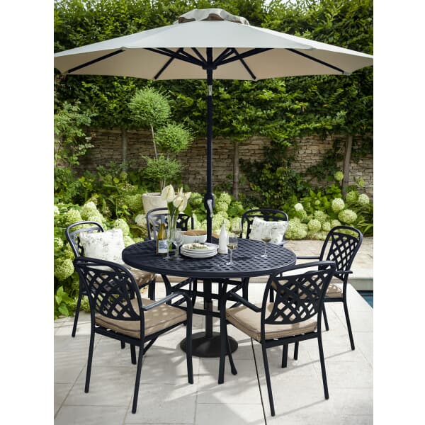 Hartman Berkeley 6 Seat Round Set Traditional Bronze/Amber
