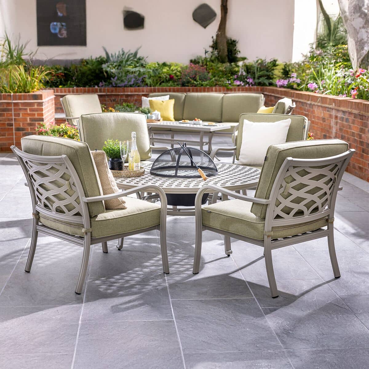 Hartman Buxton 4 Seat Cosy Fire Pit Lounge Set Maize/Wheatgrass