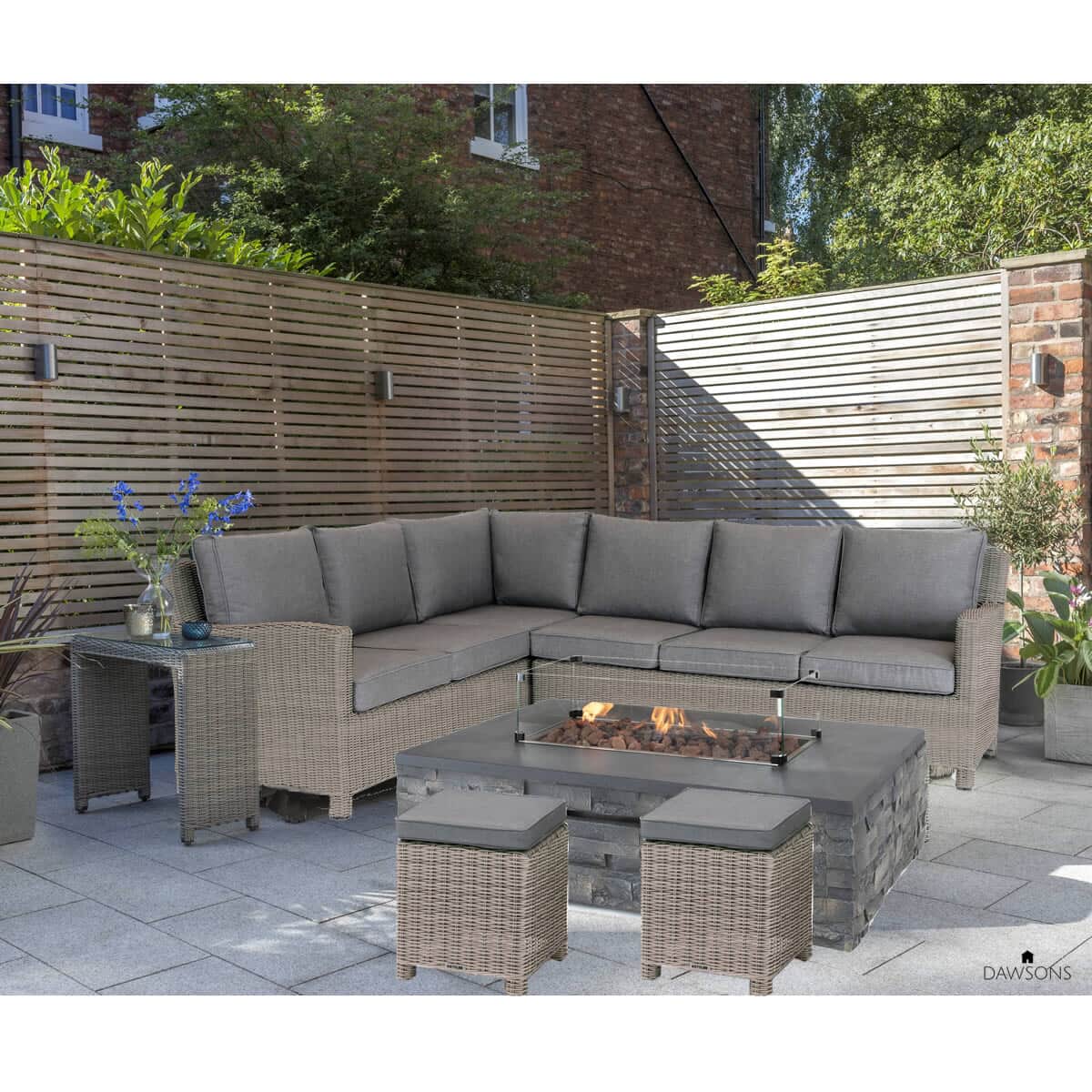 Kettler Palma Corner Set (RH) Rattan with Kalos Fire Pit Table