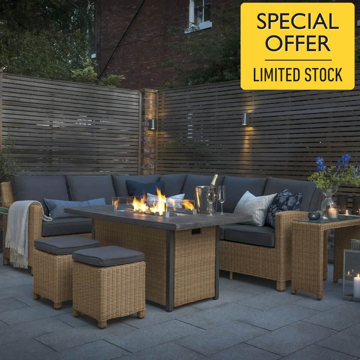 Kettler Palma Corner Set (RH) Rattan with Concrete Rectangular Gas