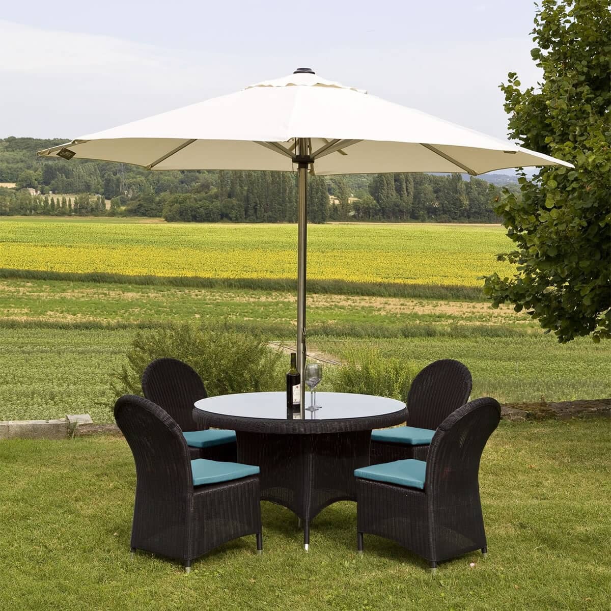 Monte Carlo 4 Seat Dining Set Black/Red (MCDINSET01A) Garden