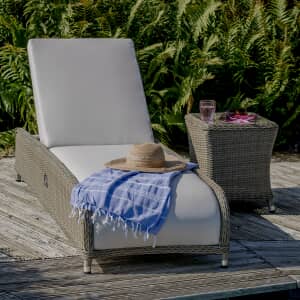 Bramblecrest Monte Carlo Lounger with Reclining Mechanism and Coffee Table