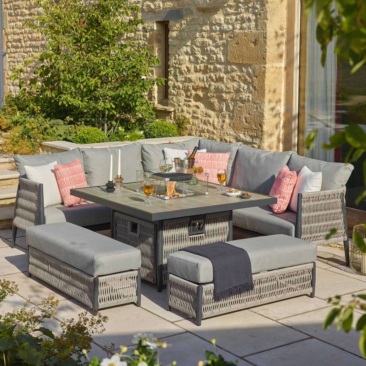 Bramblecrest Mauritius Casual Dining Corner Sofa Set with Firepit Table