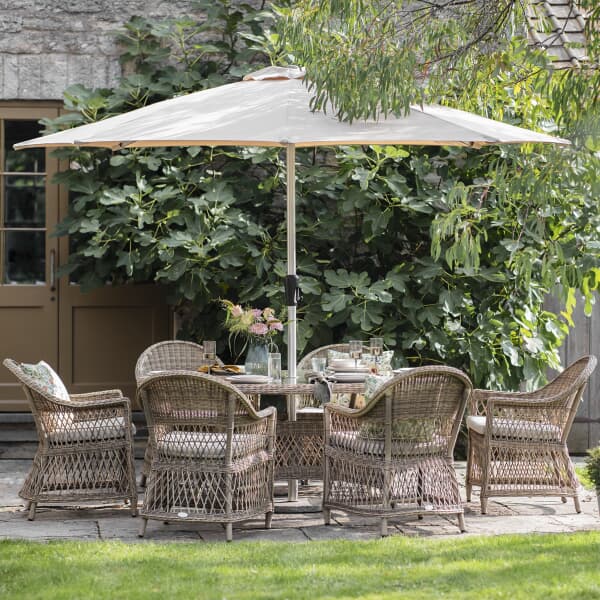 Bramblecrest RHS Rosemoor 6 Seat Elliptical Dining Set