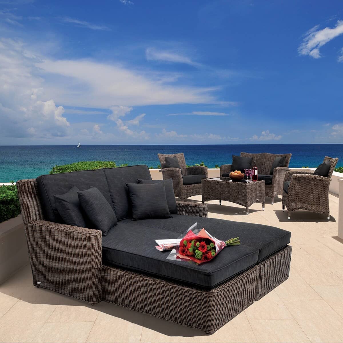 Kettler Love Seat Rattan (01022302100) - Garden Furniture World