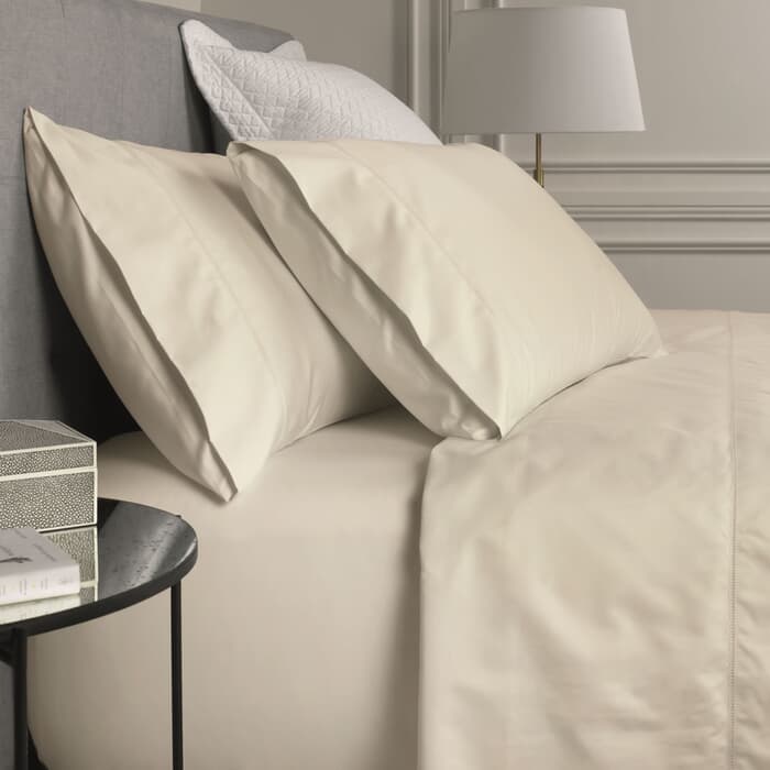 Sheridan 1000 Thread Count Sateen Chalk/ Light Cream large