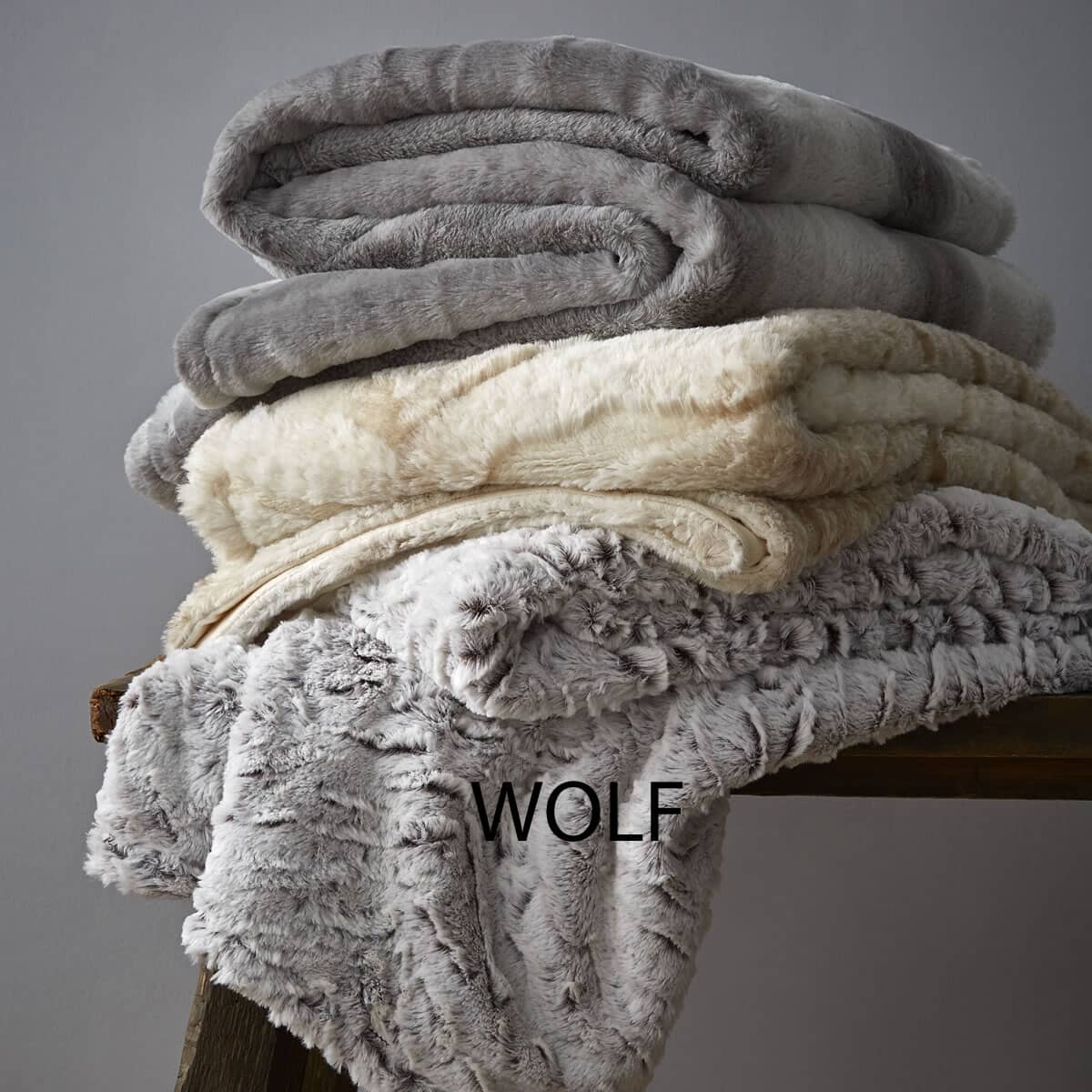 Catherine Lansfield Luxury Large Faux Fur Cosy Wolf Throw 150 x 200cm 