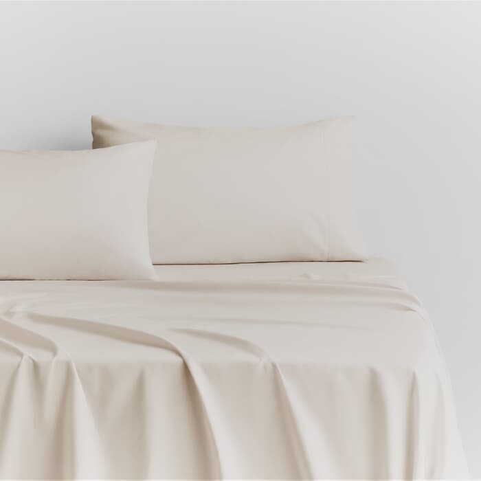 Sheridan 500 Thread Count Sateen Chalk/ Light Cream large