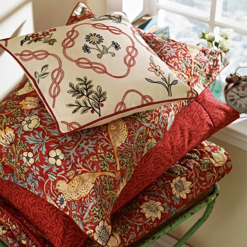 strawberry thief crimson duvet cover