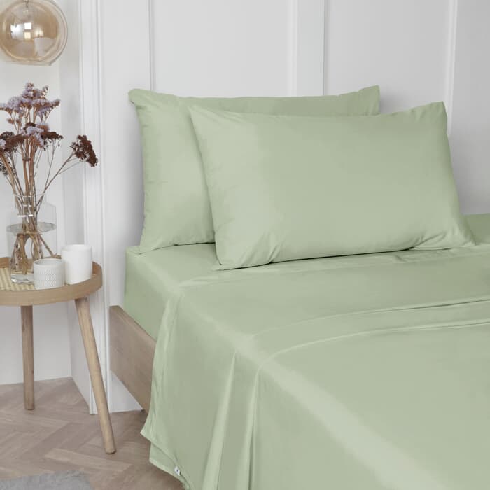 Vantona Plain Dye 180TC Green large
