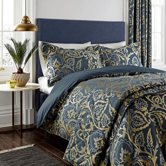 Broomhill Kallie Midnight large