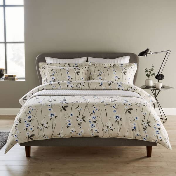 Christy Bedding and Christy Bedlinen Available To Buy Online