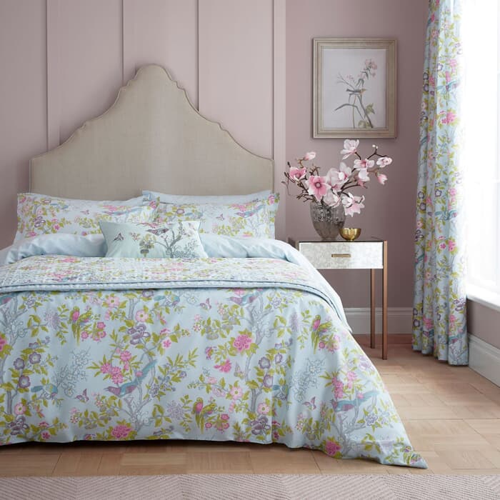 V & A Chinese Bluebird Aqua large