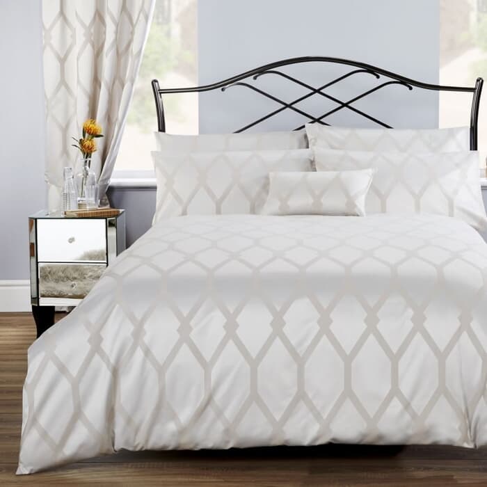Vantona Verona Pearl large