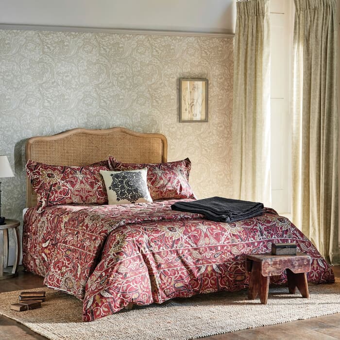 William Morris Bullerswood Paprika large
