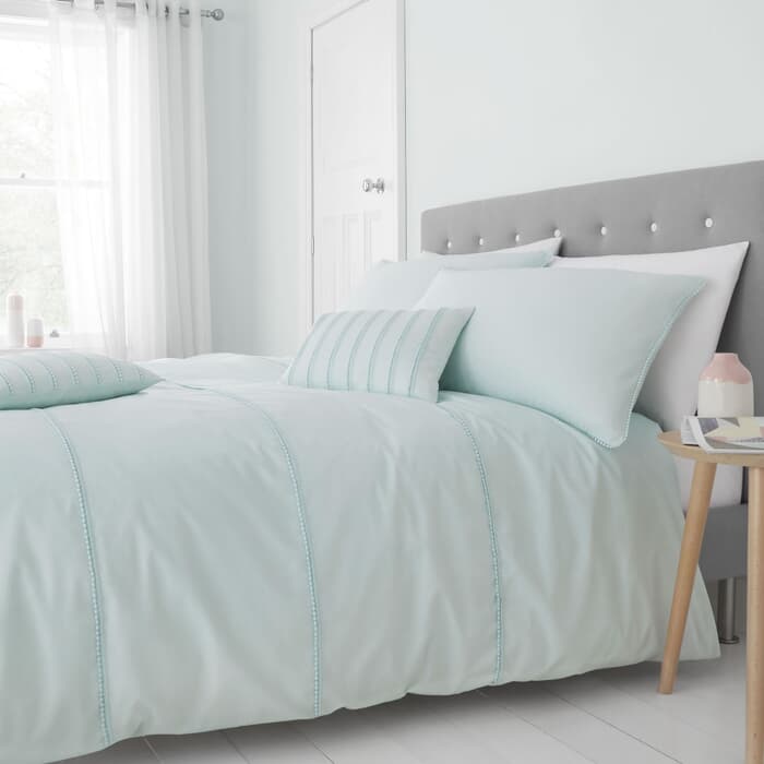 Catherine Lansfield Pom Pom Mint large