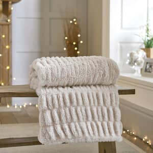 New Hampshire Throw Blush