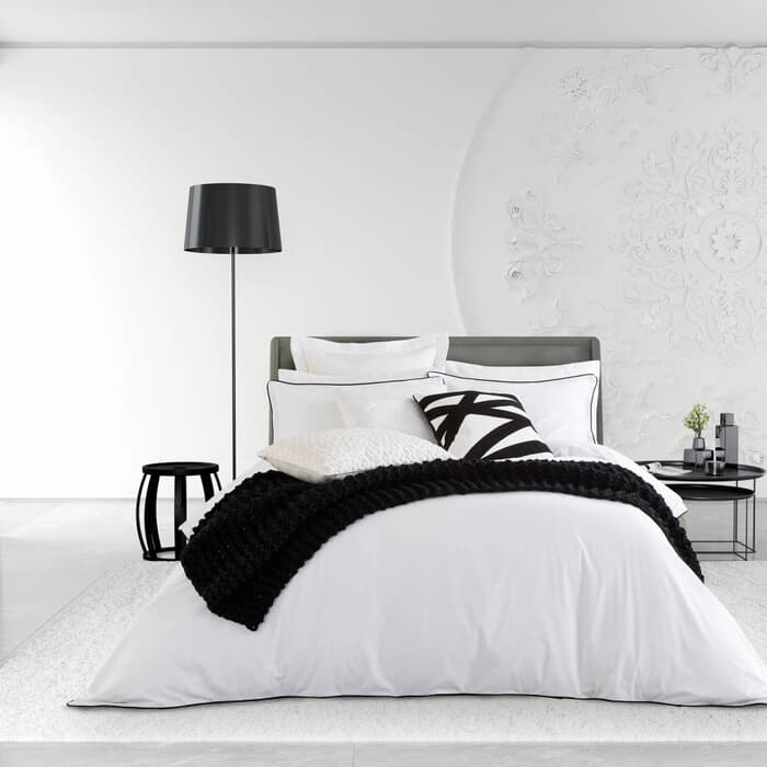 Nalu Mahina White and Black large