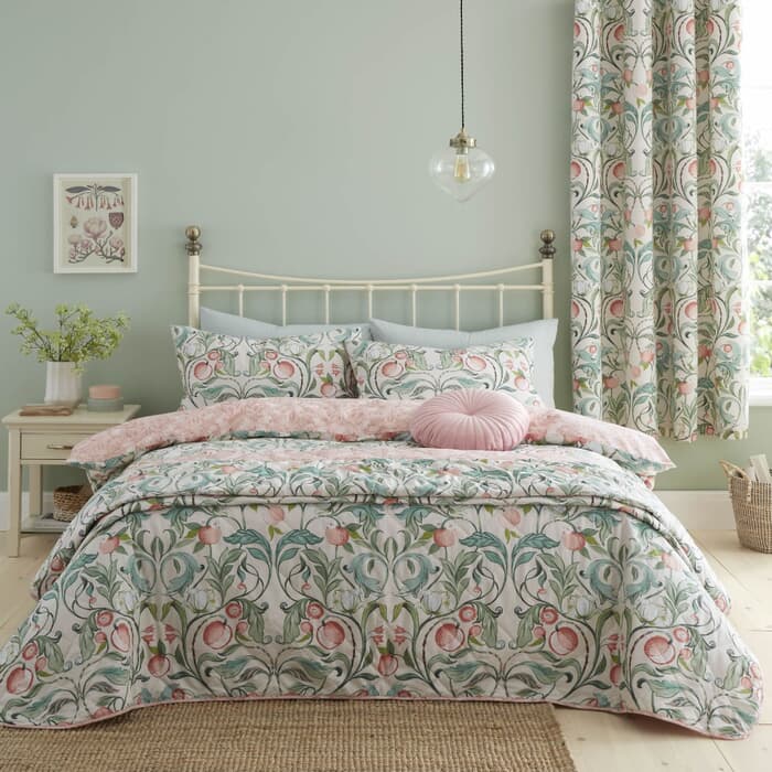 Catherine Lansfield Clarence Floral Natural large
