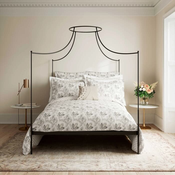 V & A Aarya Ivory large