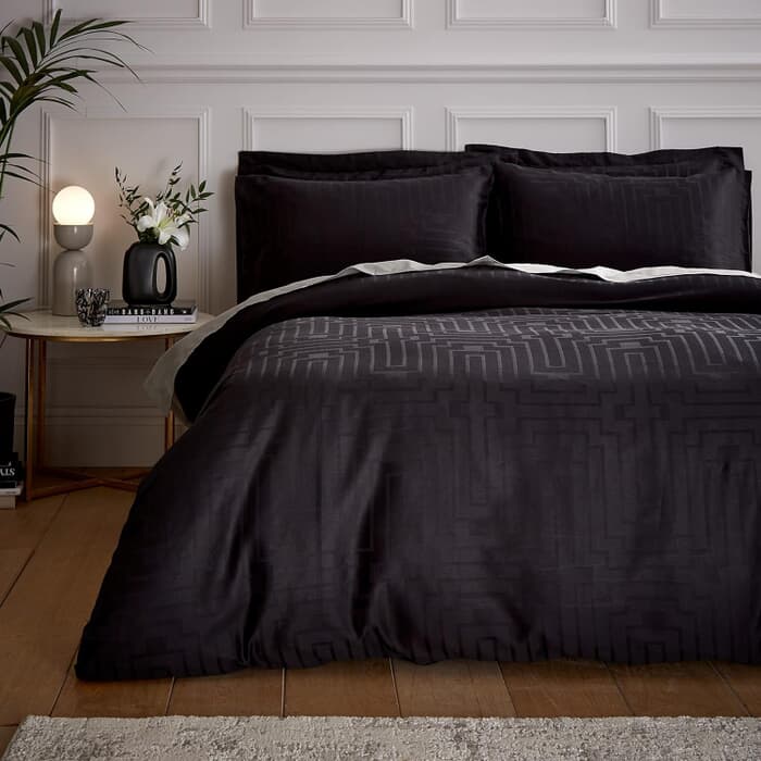 Bianca Satin Geo Jacquard Black large