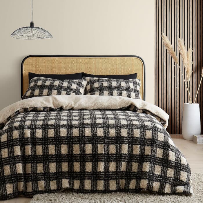 Catherine Lansfield Cosy Borg Natural large