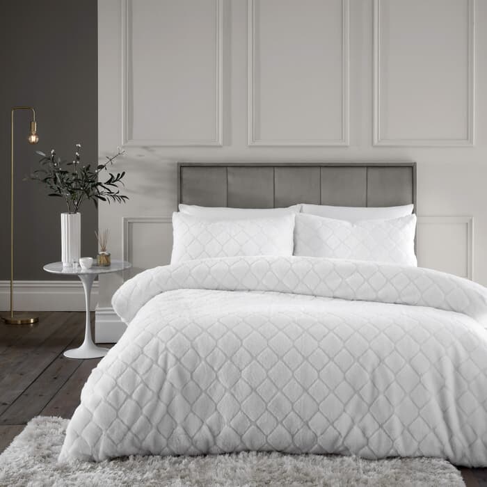 Catherine Lansfield Cosy Diamond White large