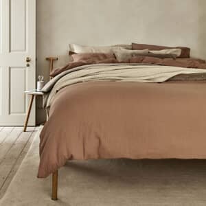Relaxed Organic Retreat Clay