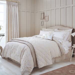 Pyramus Linen