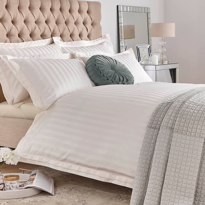 Laura Ashley Shalford Cream large