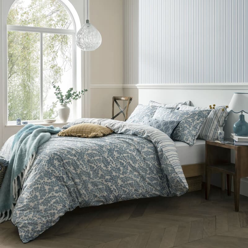 Laura Ashley large