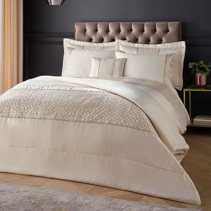 Catherine Lansfield Deco Sequin Champagne large