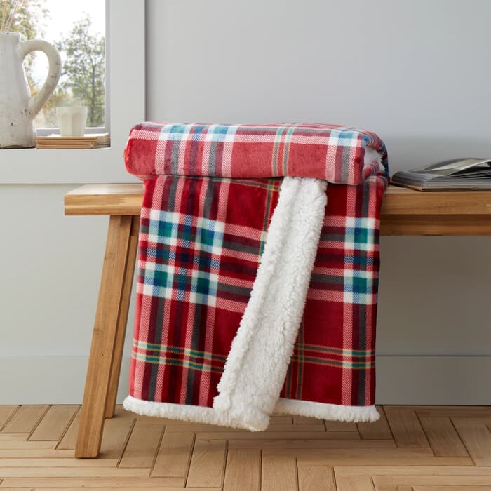 Catherine Lansfield Kelso Throw Red large