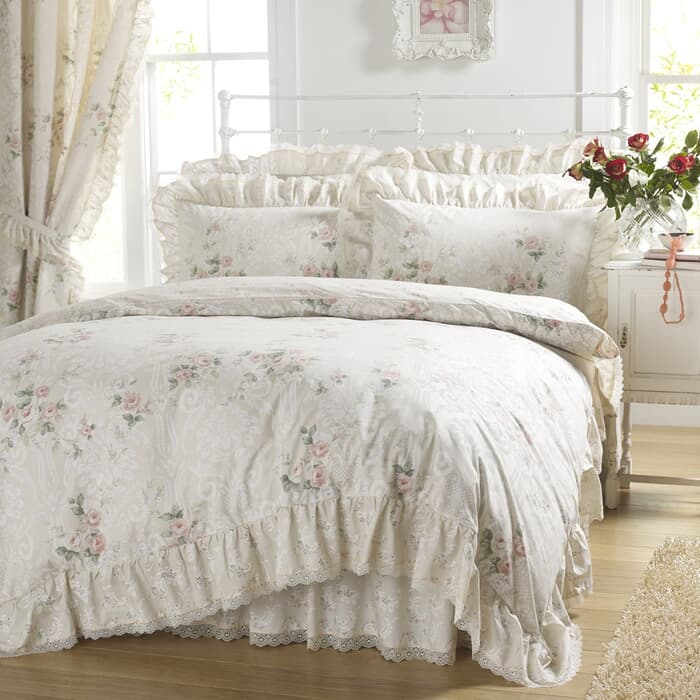 Vantona Charlotte Peach large