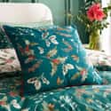 Winter Foliage Green Filled Cushion