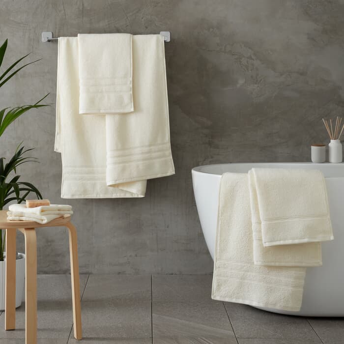 Catherine Lansfield Zero Twist Towels Cream large