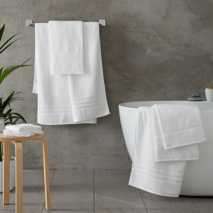Catherine Lansfield Zero Twist Towels White large