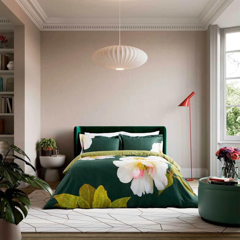 Ted Baker large